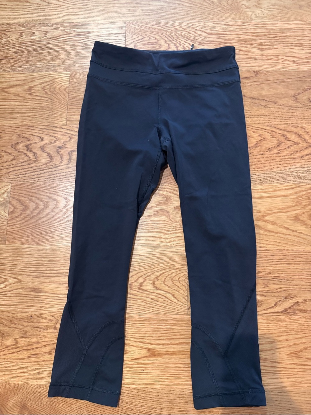 Lululemon Black Active Capri Leggings